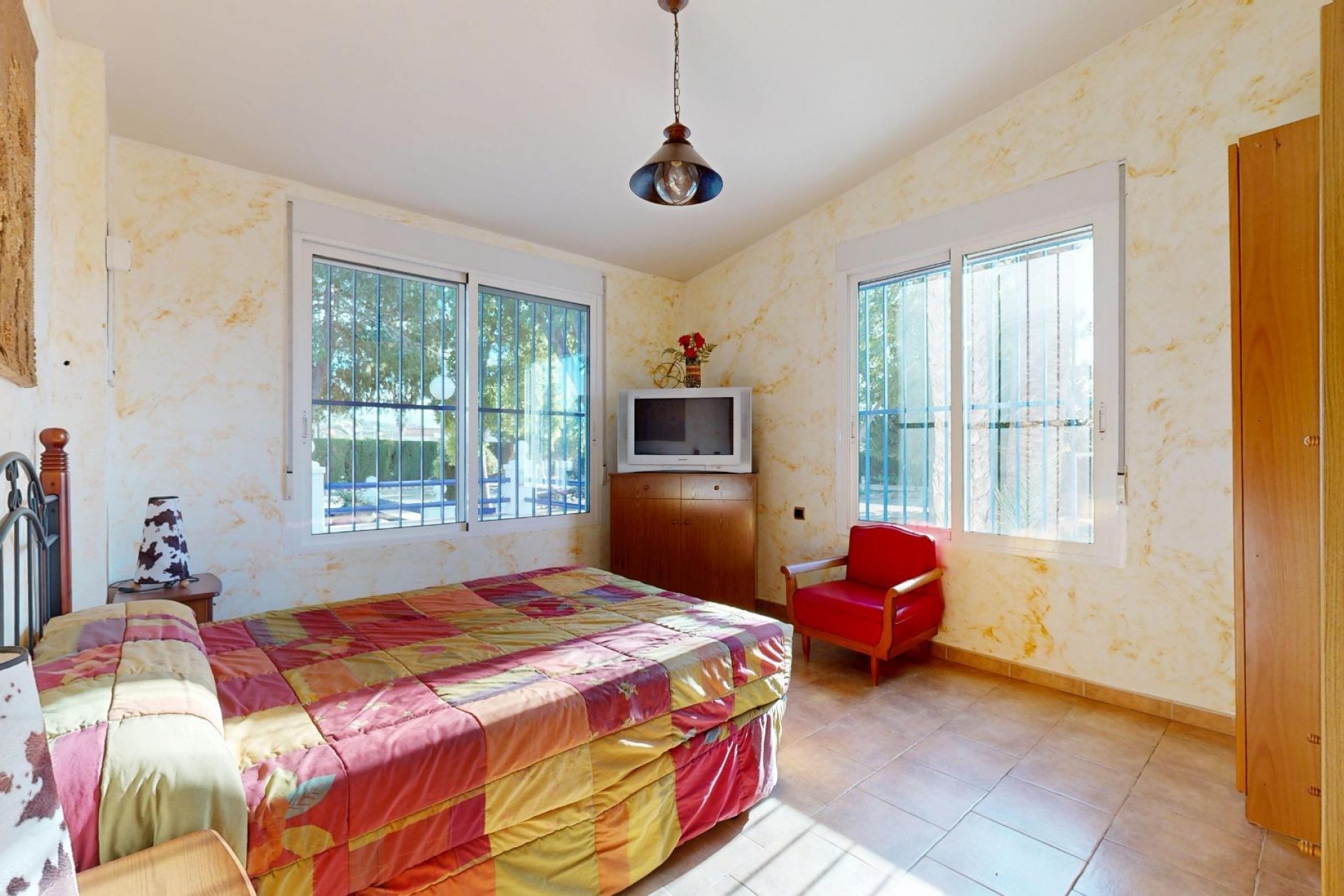 Reventa - Villa -
Orihuela