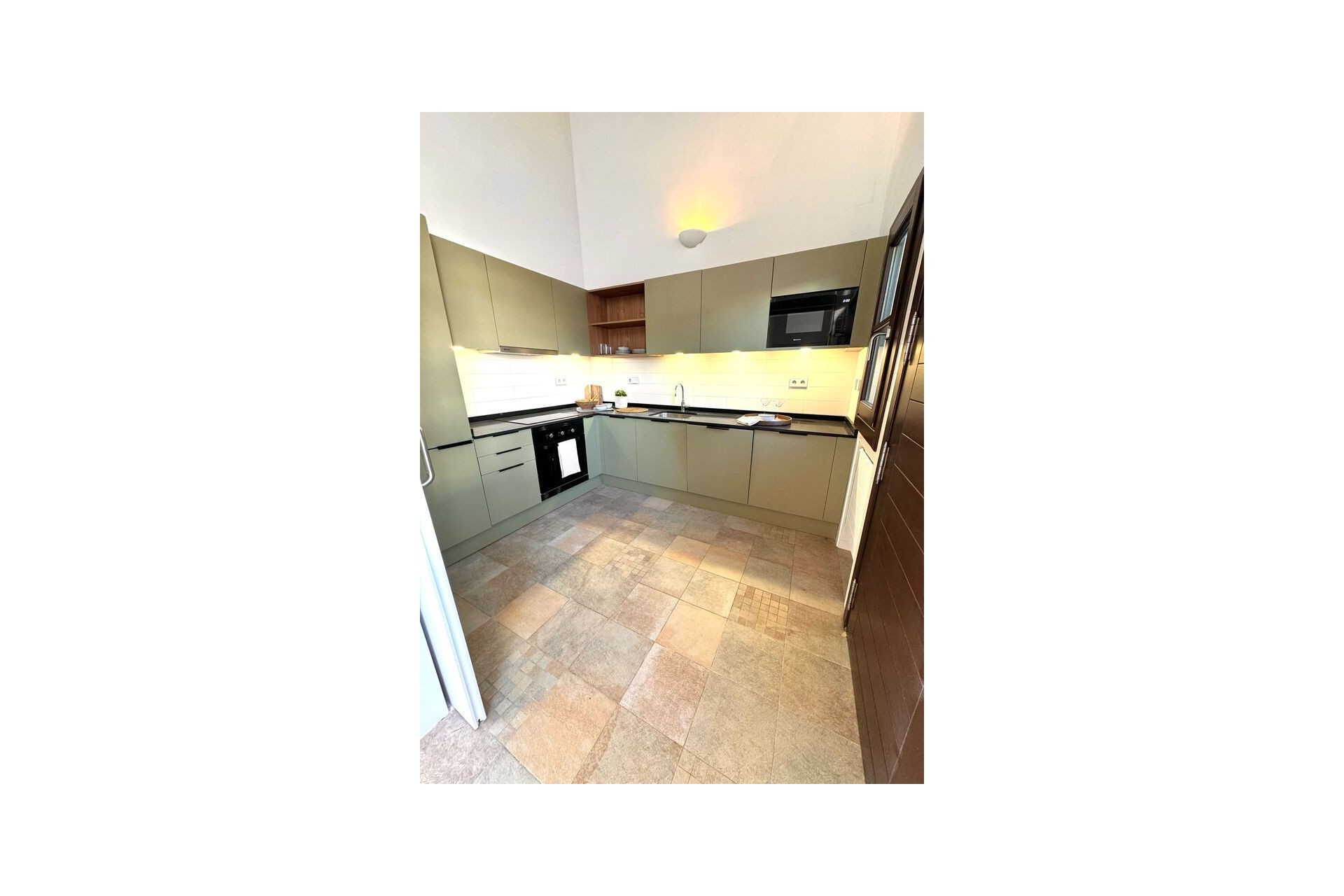 Reventa - Villa -
Peraleja Golf - Inland