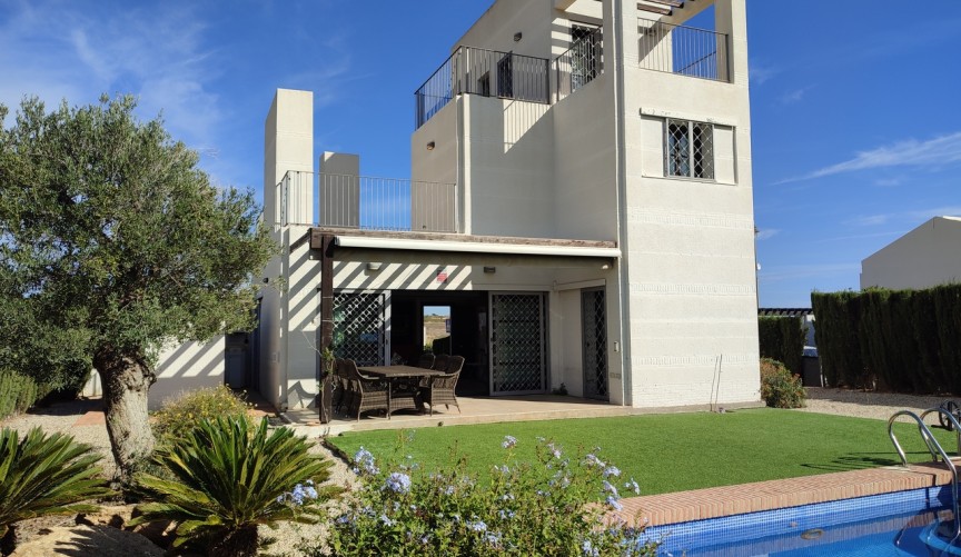 Reventa - Villa -
Peraleja Golf - Inland