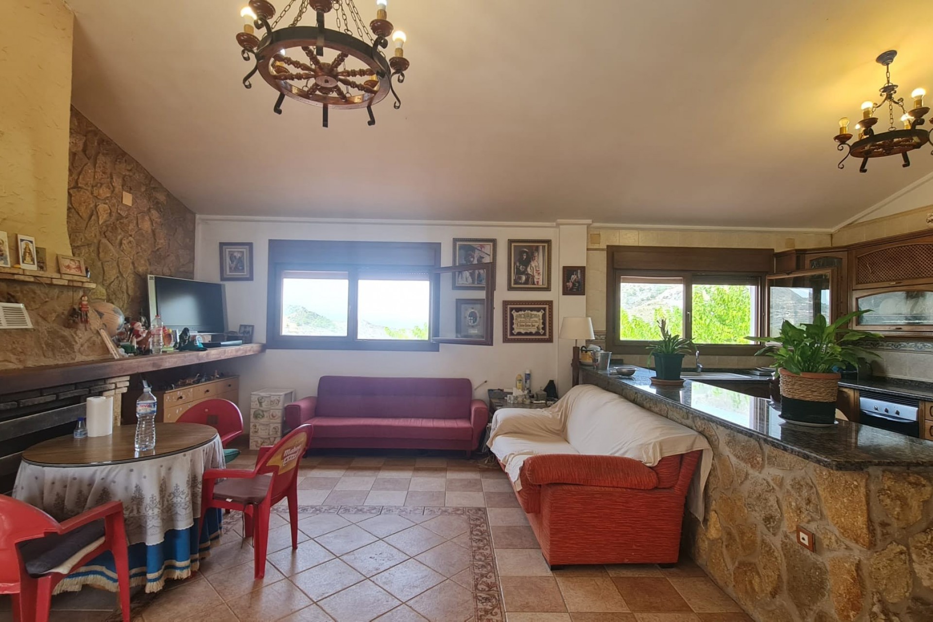 Reventa - Villa -
Petrer - Inland