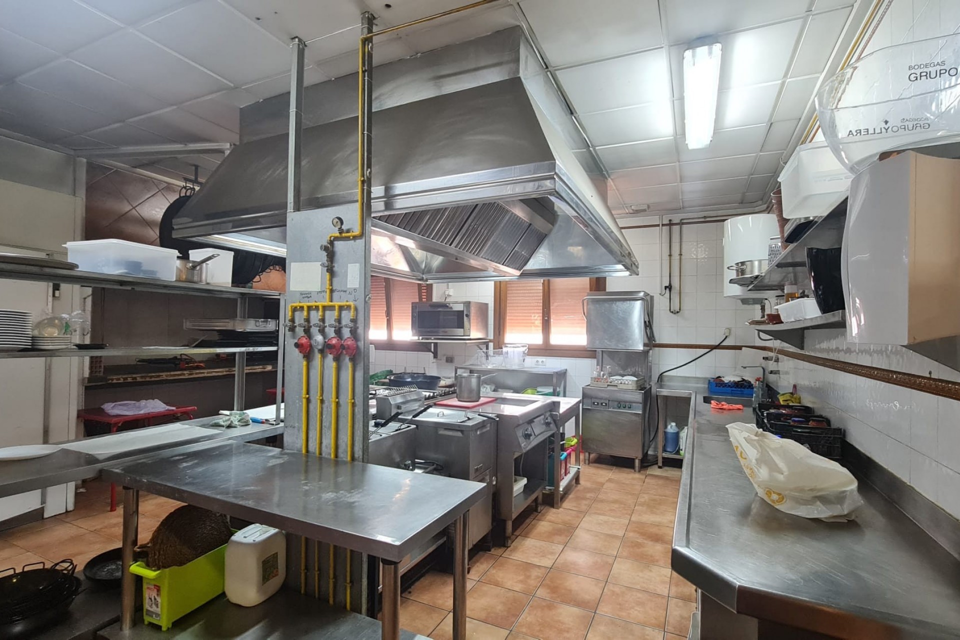 Reventa - Villa -
Petrer - Inland