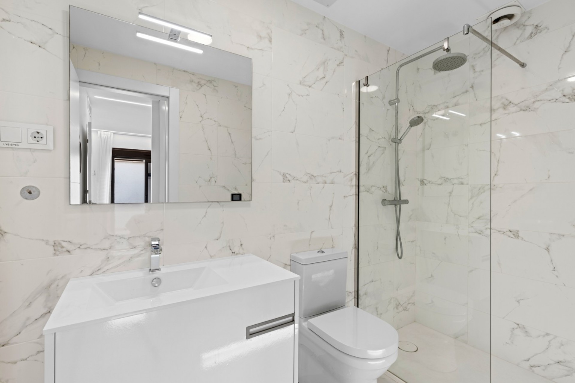 Reventa - Villa -
Pilar de la Horadada - Costa Blanca