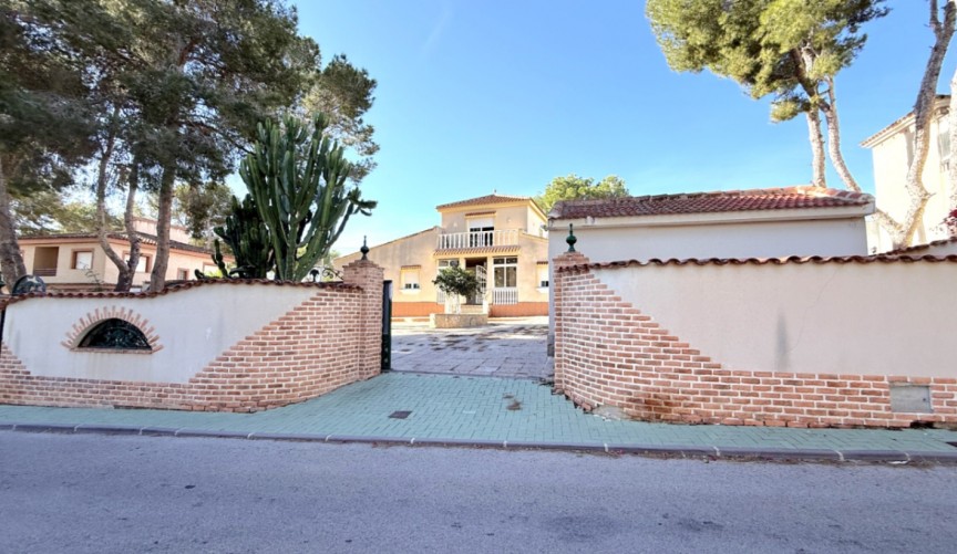 Reventa - Villa -
Pilar de la Horadada - Costa Blanca