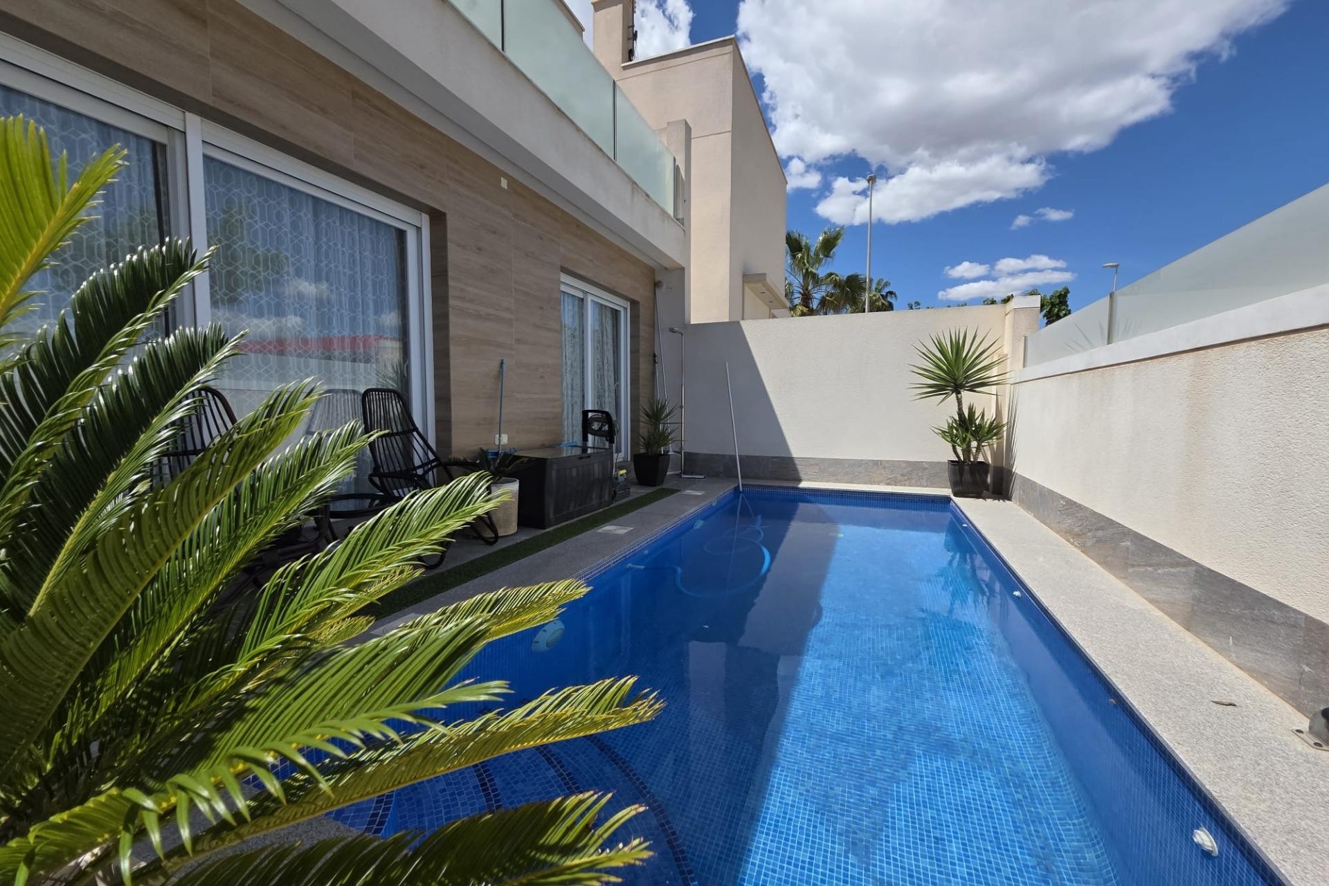 Reventa - Villa -
Pilar de la Horadada - Zona Pueblo