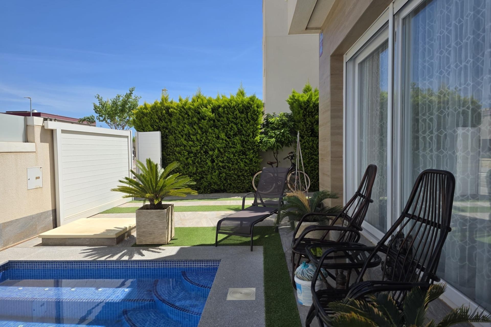 Reventa - Villa -
Pilar de la Horadada - Zona Pueblo