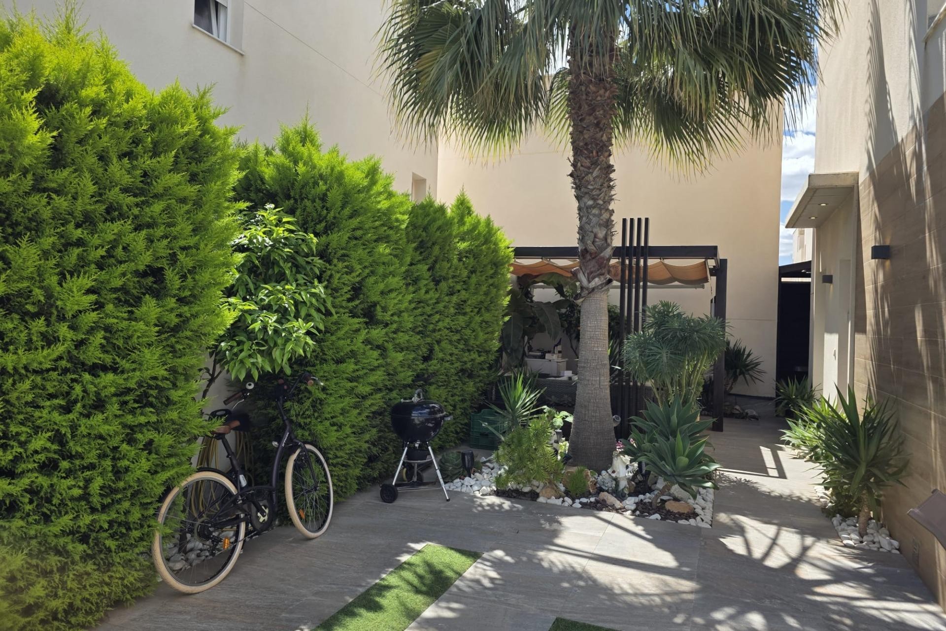 Reventa - Villa -
Pilar de la Horadada - Zona Pueblo