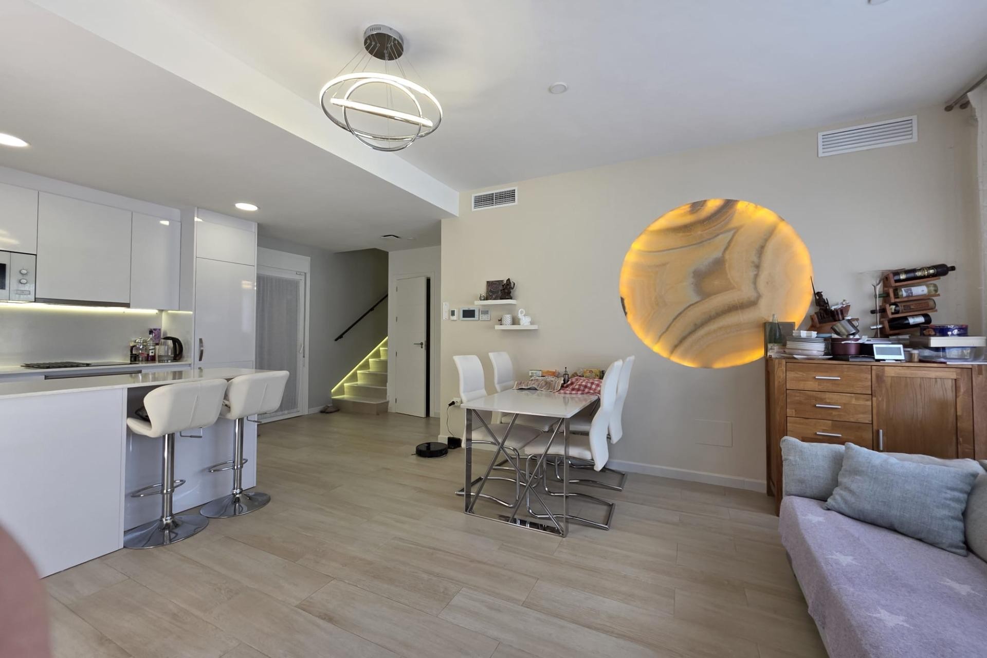 Reventa - Villa -
Pilar de la Horadada - Zona Pueblo