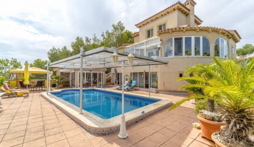 Reventa - Villa -
Pinar de Campoverde - Inland