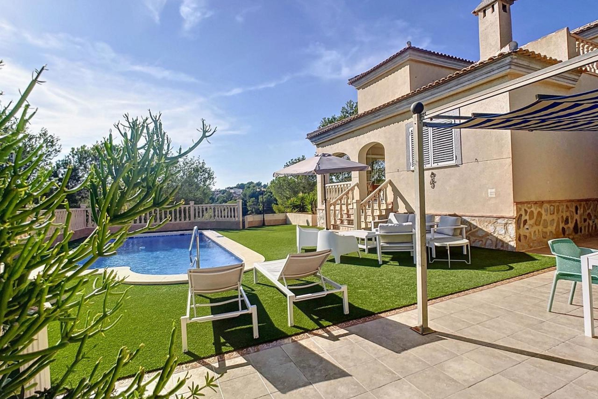 Reventa - Villa -
Pinar de Campoverde - Inland