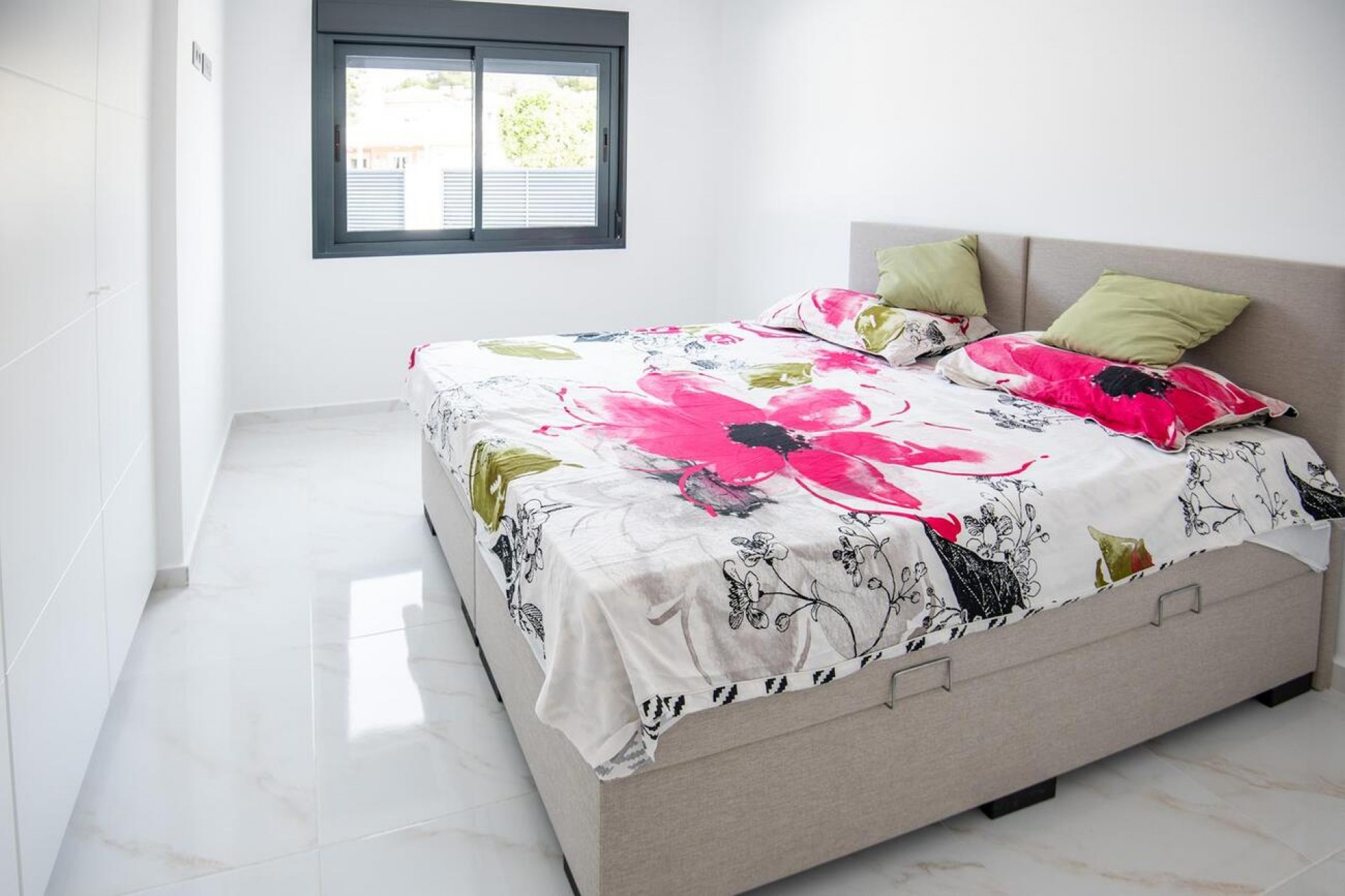 Reventa - Villa -
Pinar de Campoverde - LOS ROMEROS