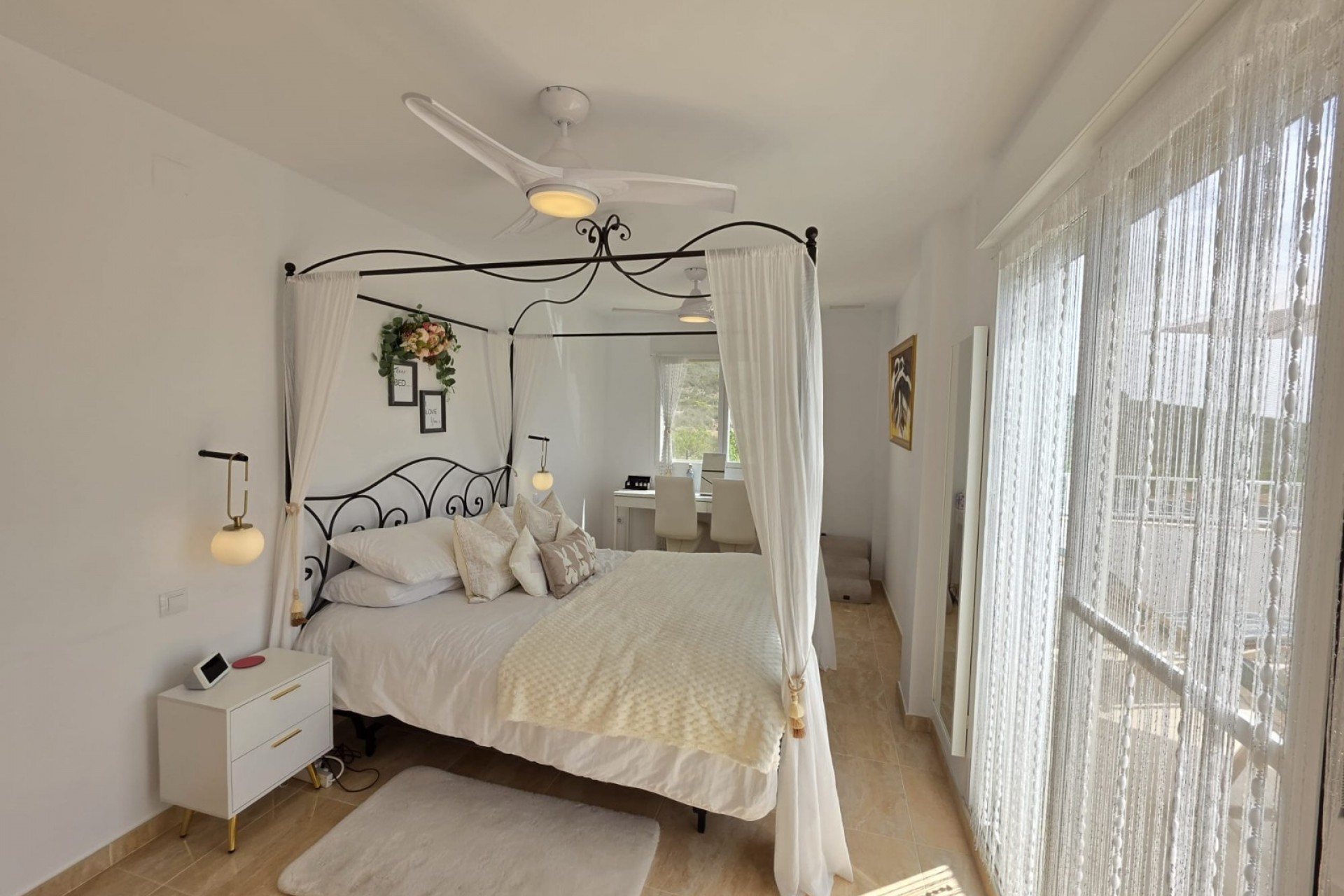 Reventa - Villa -
Pinoso - Inland