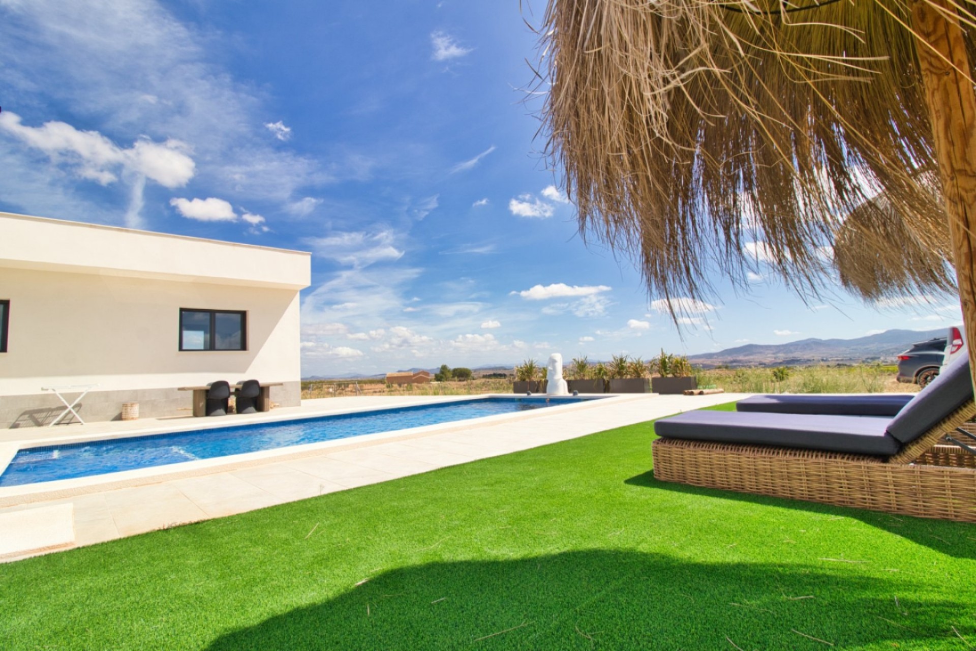 Reventa - Villa -
Pinoso - Inland