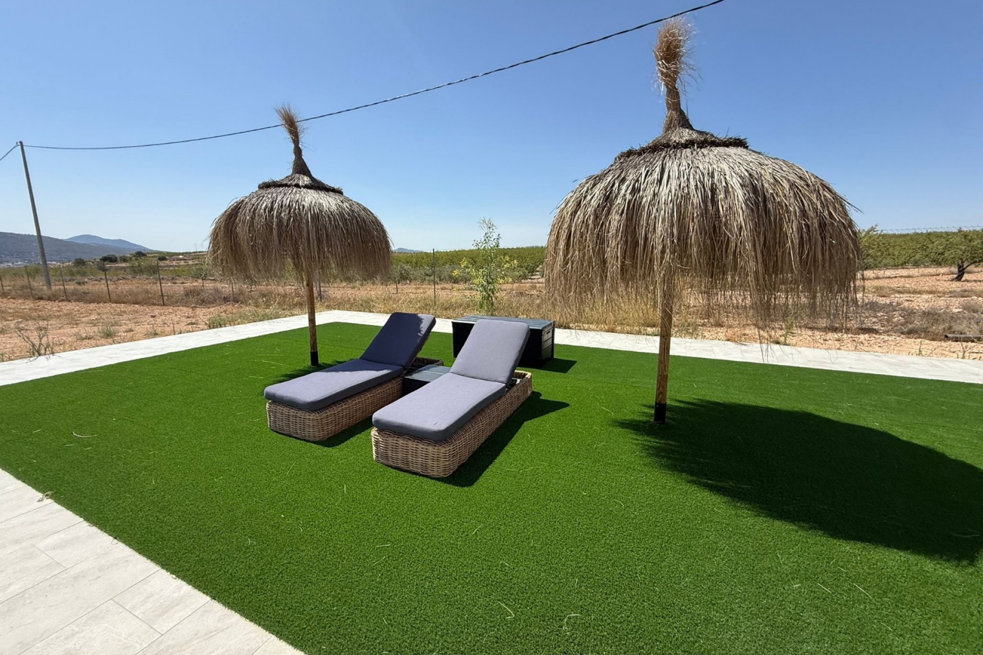 Reventa - Villa -
Pinoso - Inland