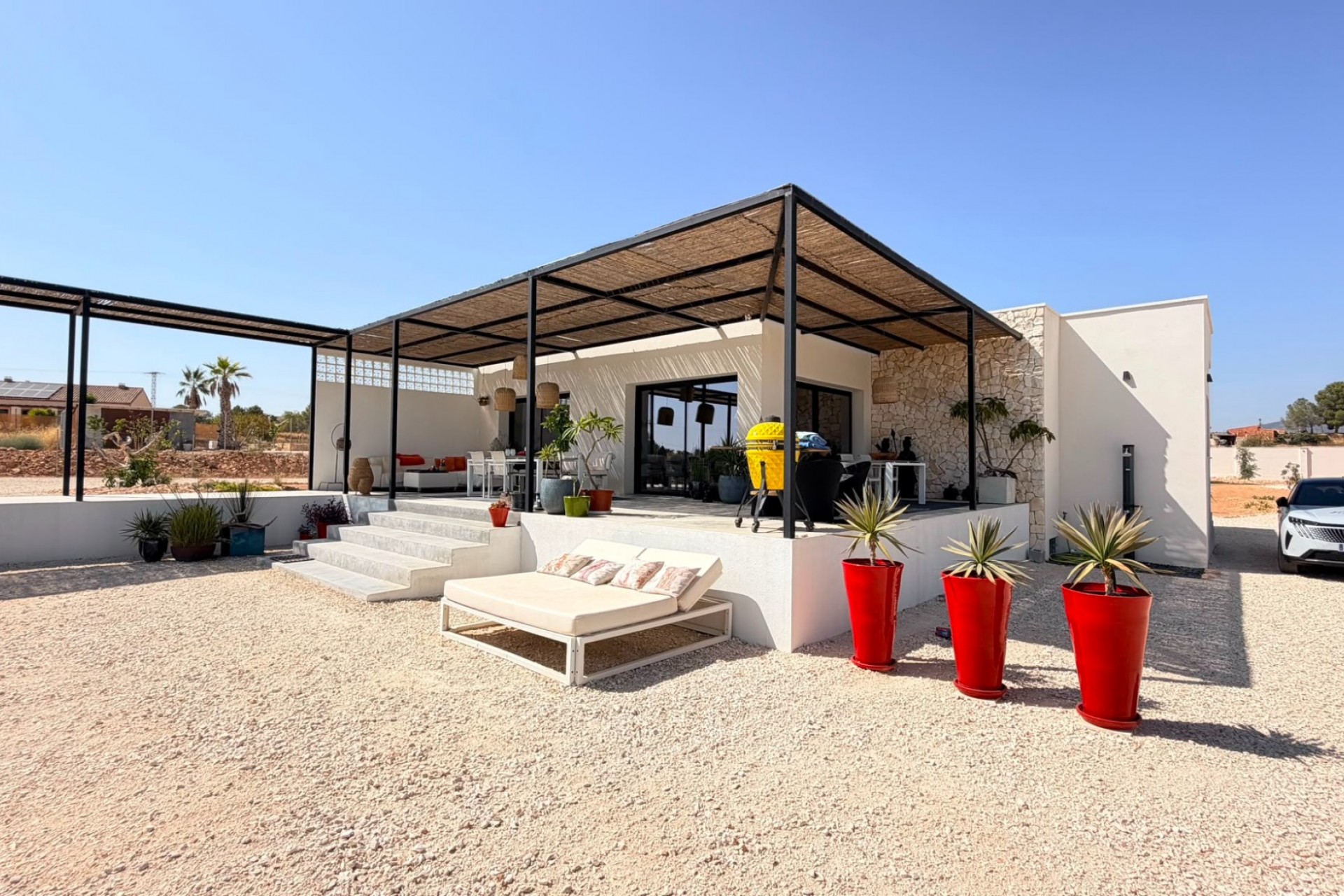 Reventa - Villa -
Pinoso - Inland
