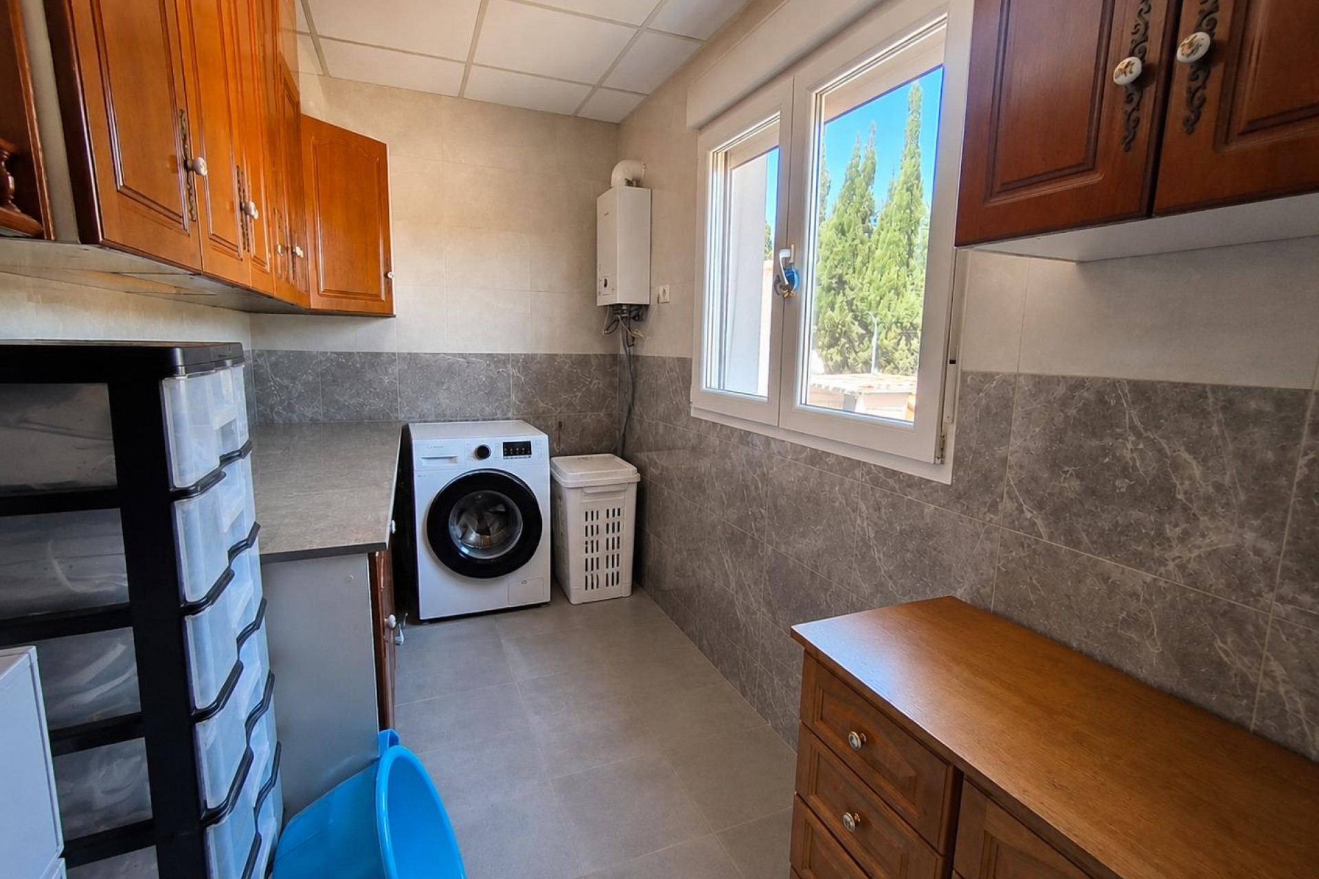 Reventa - Villa -
Pinoso - Inland