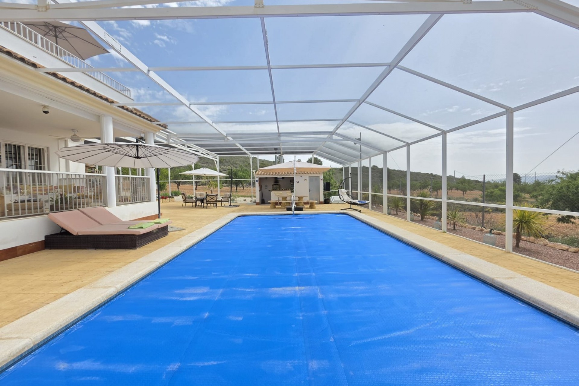 Reventa - Villa -
Pinoso - Inland