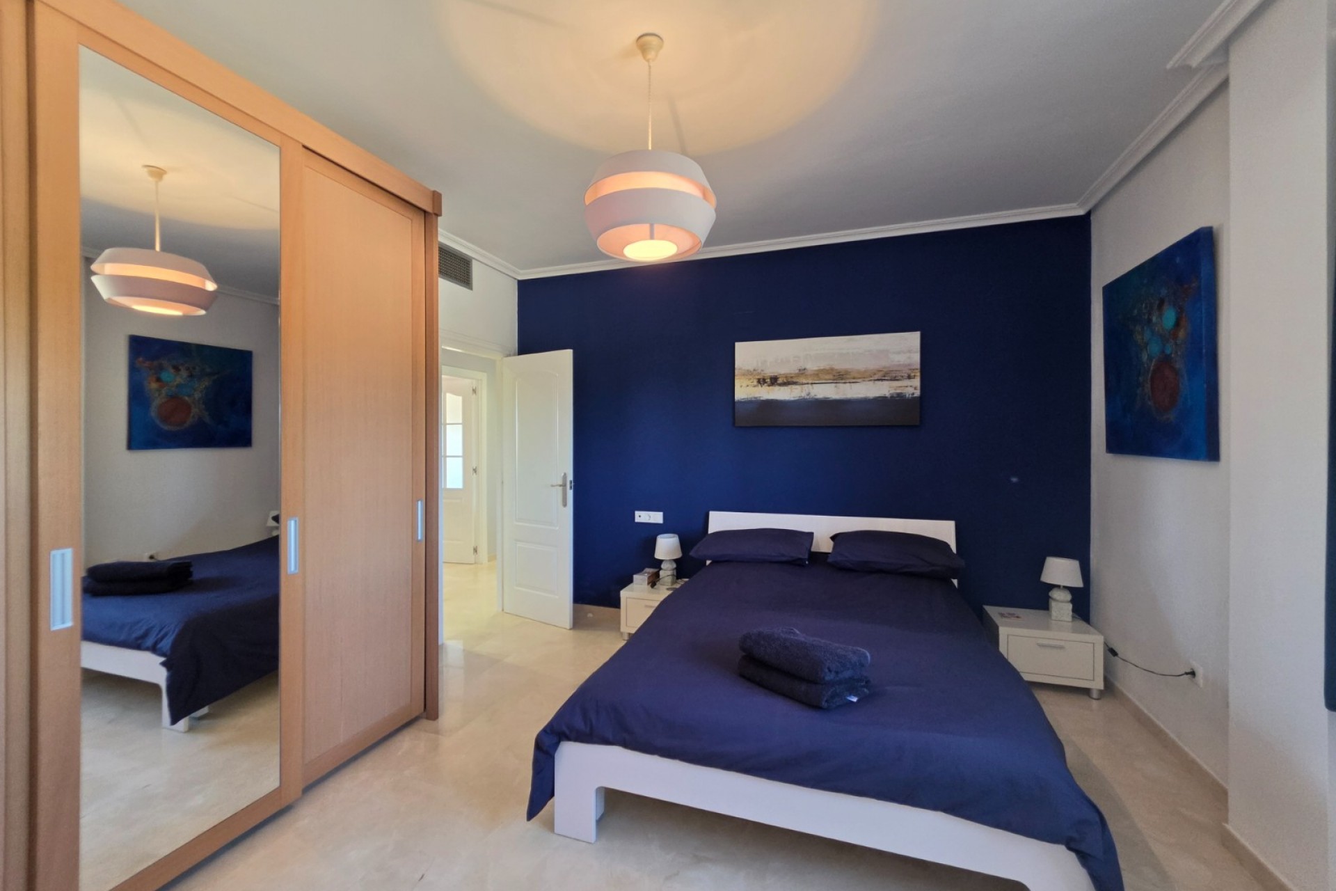 Reventa - Villa -
Pinoso - Inland