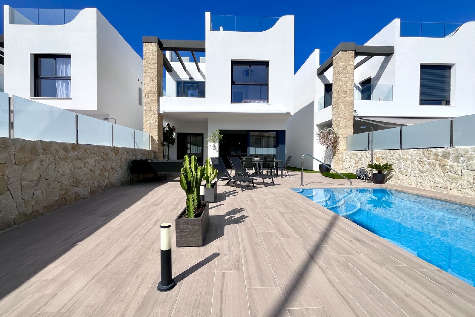 Reventa - Villa -
Playa Flamenca - Costa Blanca