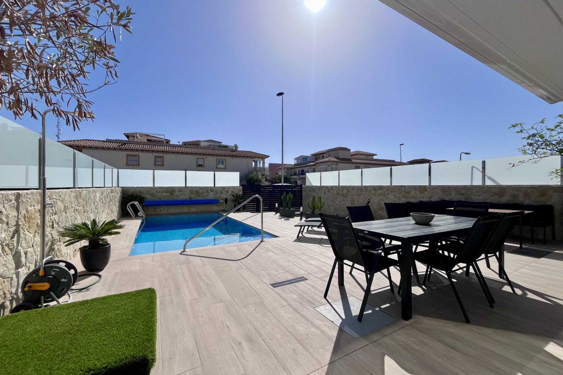 Reventa - Villa -
Playa Flamenca - Costa Blanca