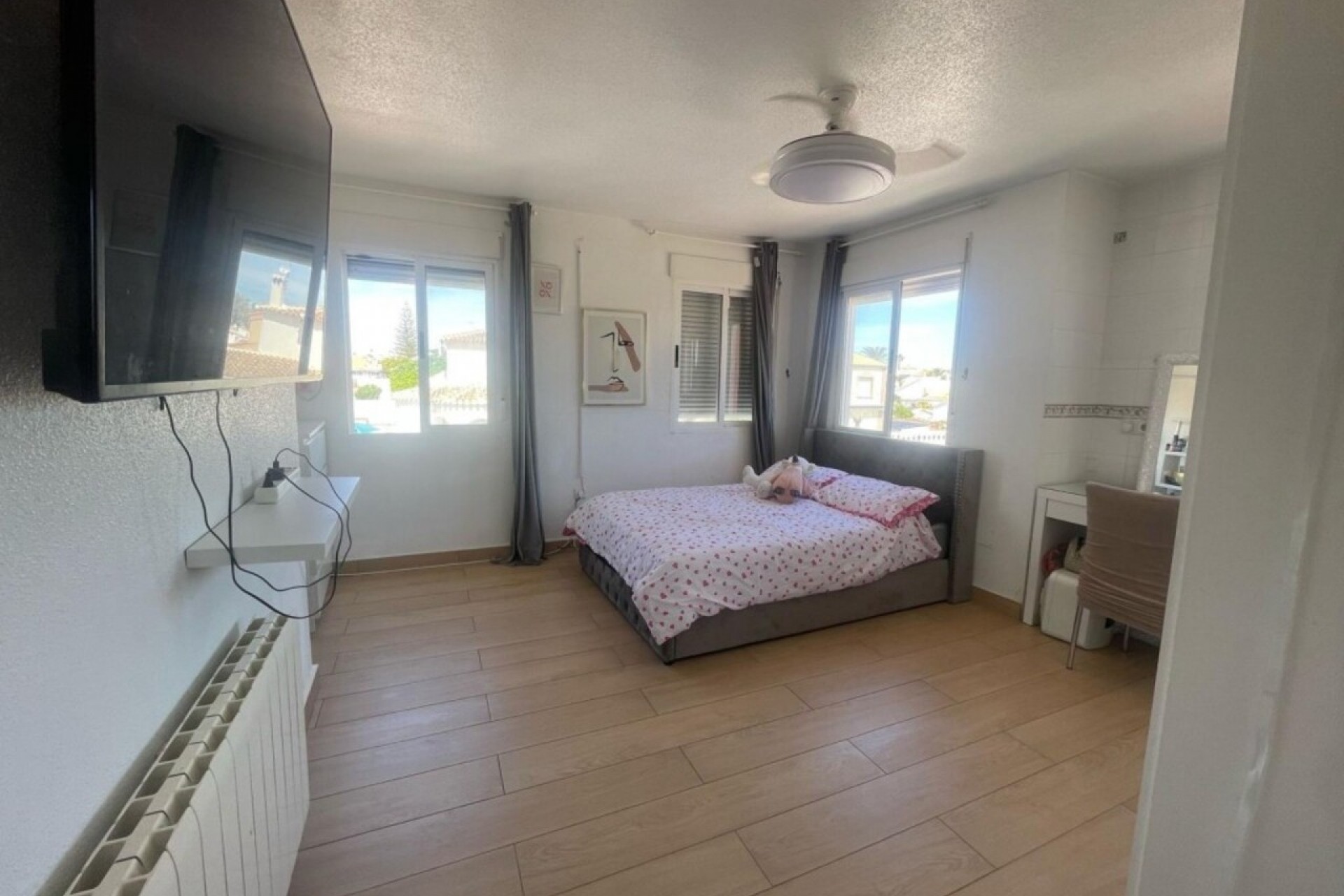 Reventa - Villa -
Playa Flamenca - Costa Blanca