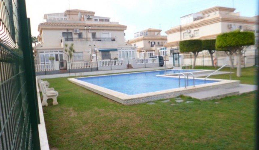 Reventa - Villa -
Playa Flamenca - Costa Blanca