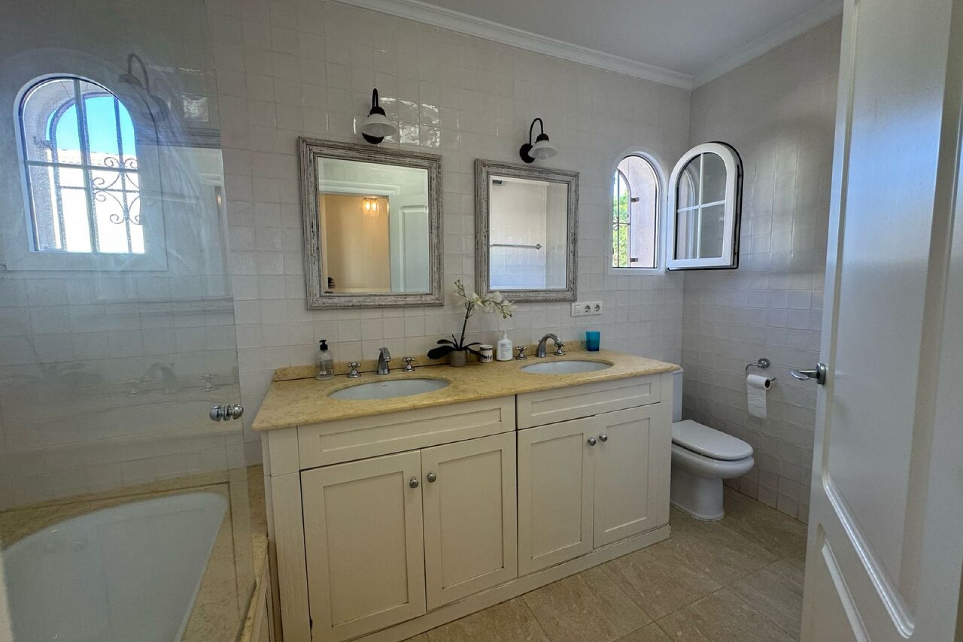 Reventa - Villa -
Playa Flamenca - Costa Blanca