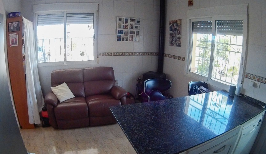 Reventa - Villa -
Pliego - Inland