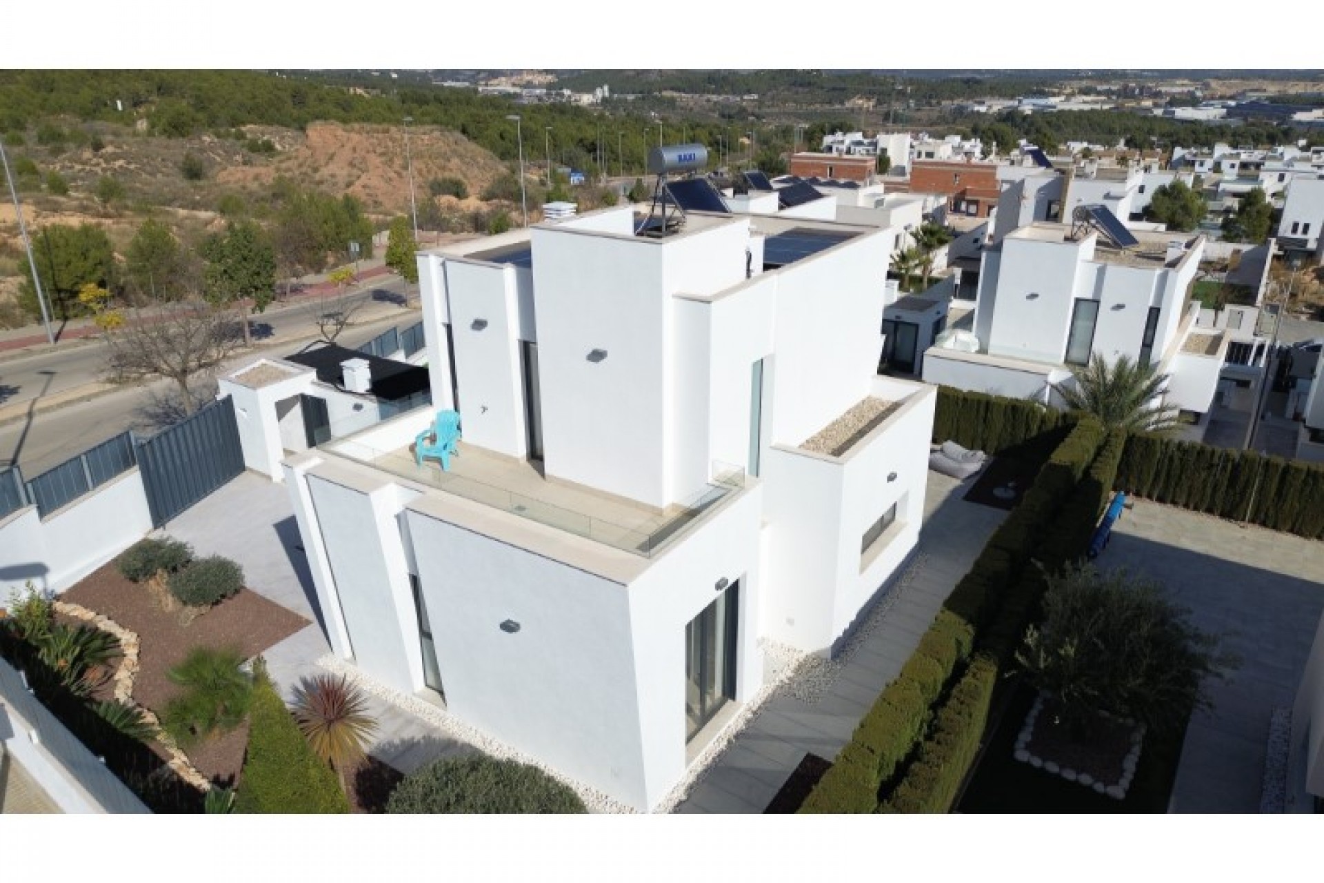 Reventa - Villa -
Polop - Costa Blanca