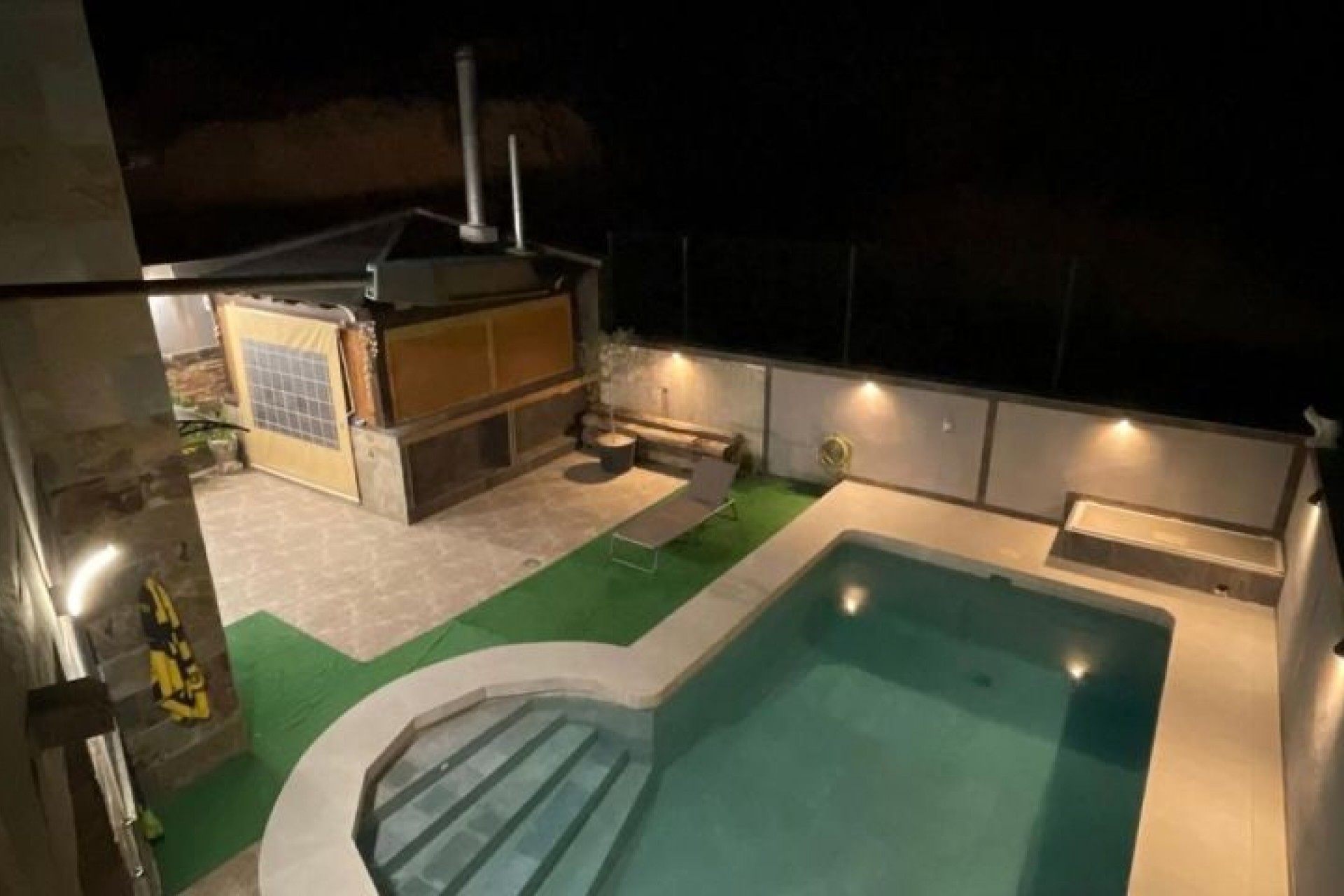 Reventa - Villa -
Redován - Inland