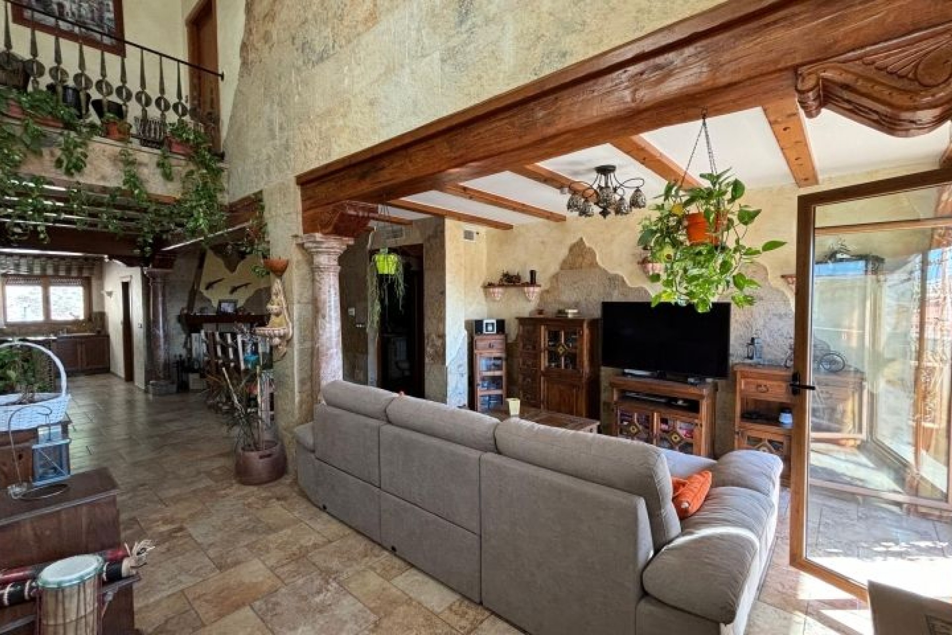 Reventa - Villa -
Redován - Inland