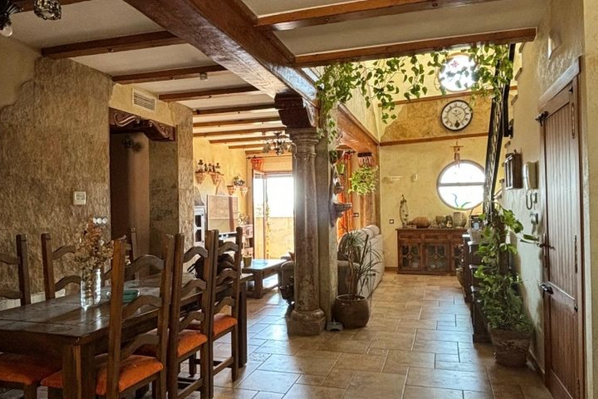 Reventa - Villa -
Redován - Inland