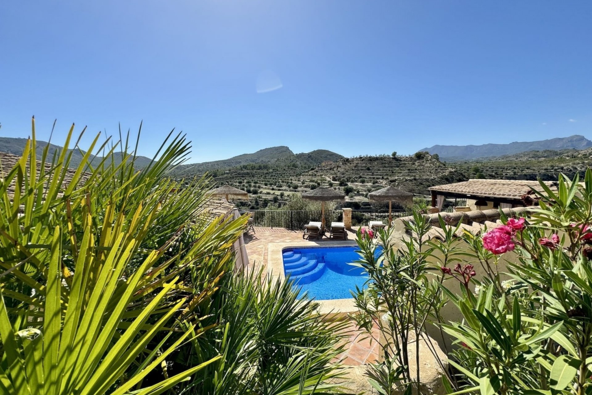 Reventa - Villa -
Relleu - Inland