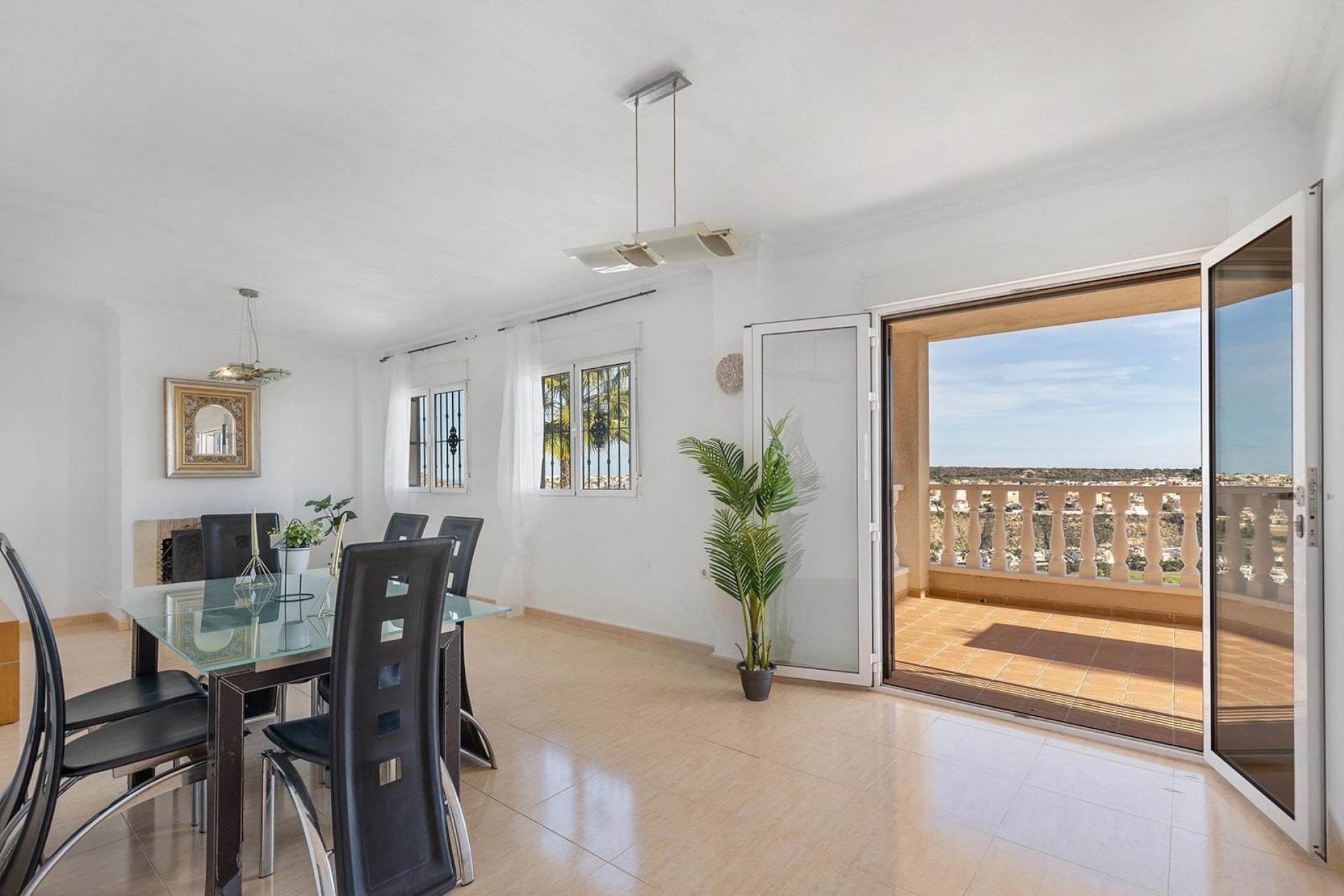 Reventa - Villa -
Rojales - Campo De Golf La Marquesa