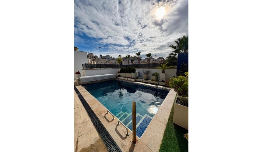 Reventa - Villa -
Rojales - Costa Blanca