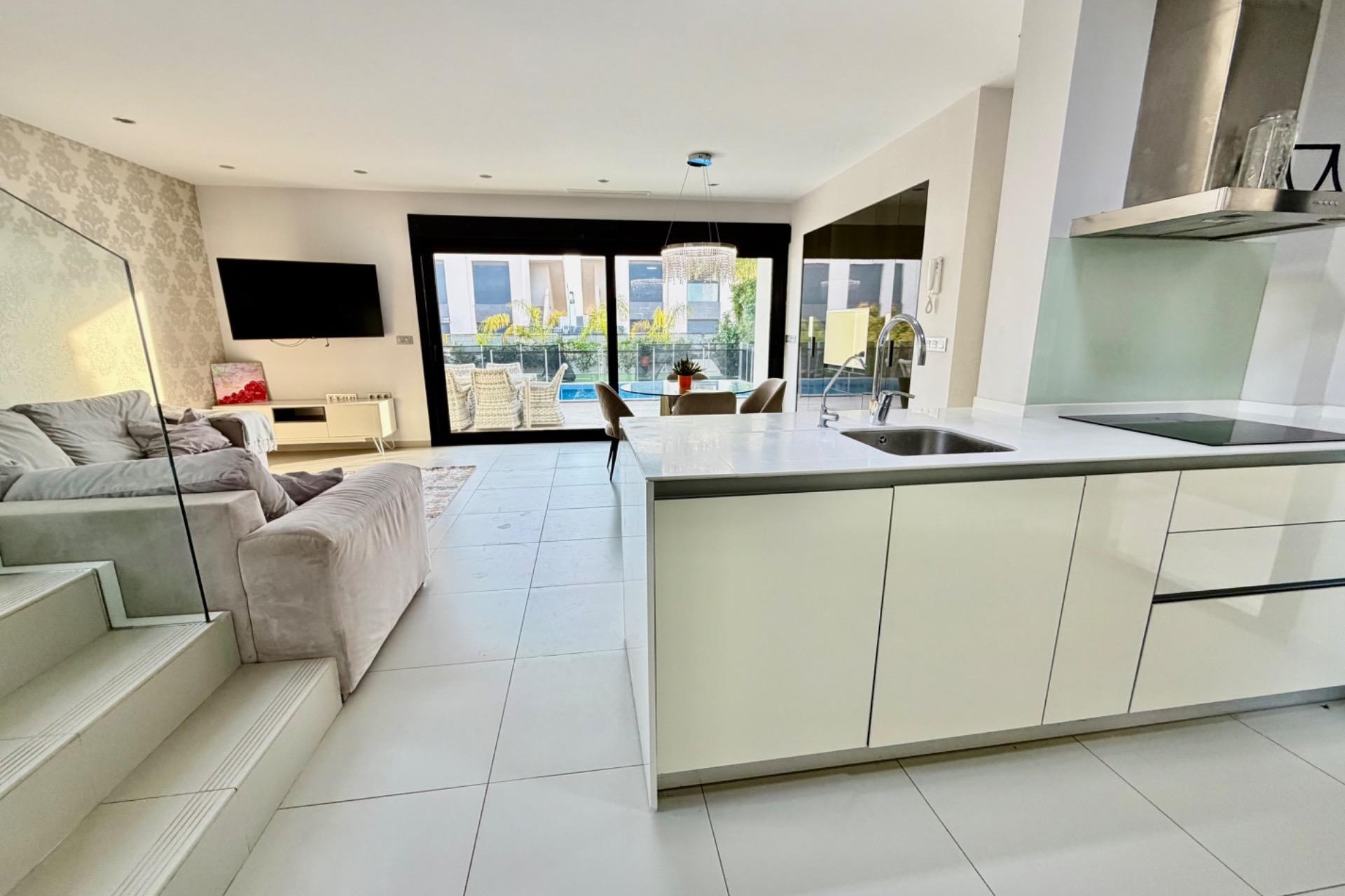 Reventa - Villa -
Rojales - Cuidad Quesada