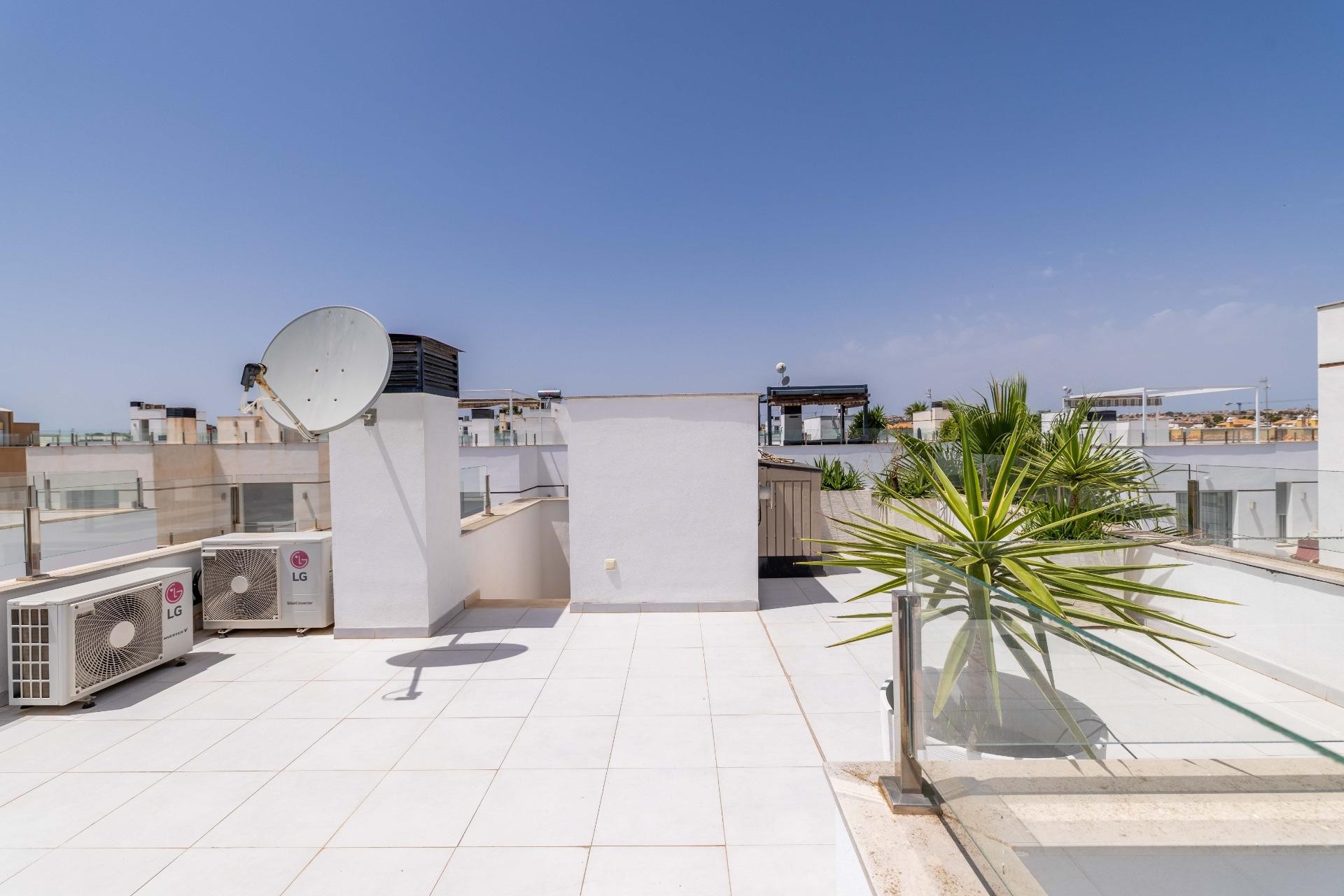Reventa - Villa -
Rojales - Doña Pepa