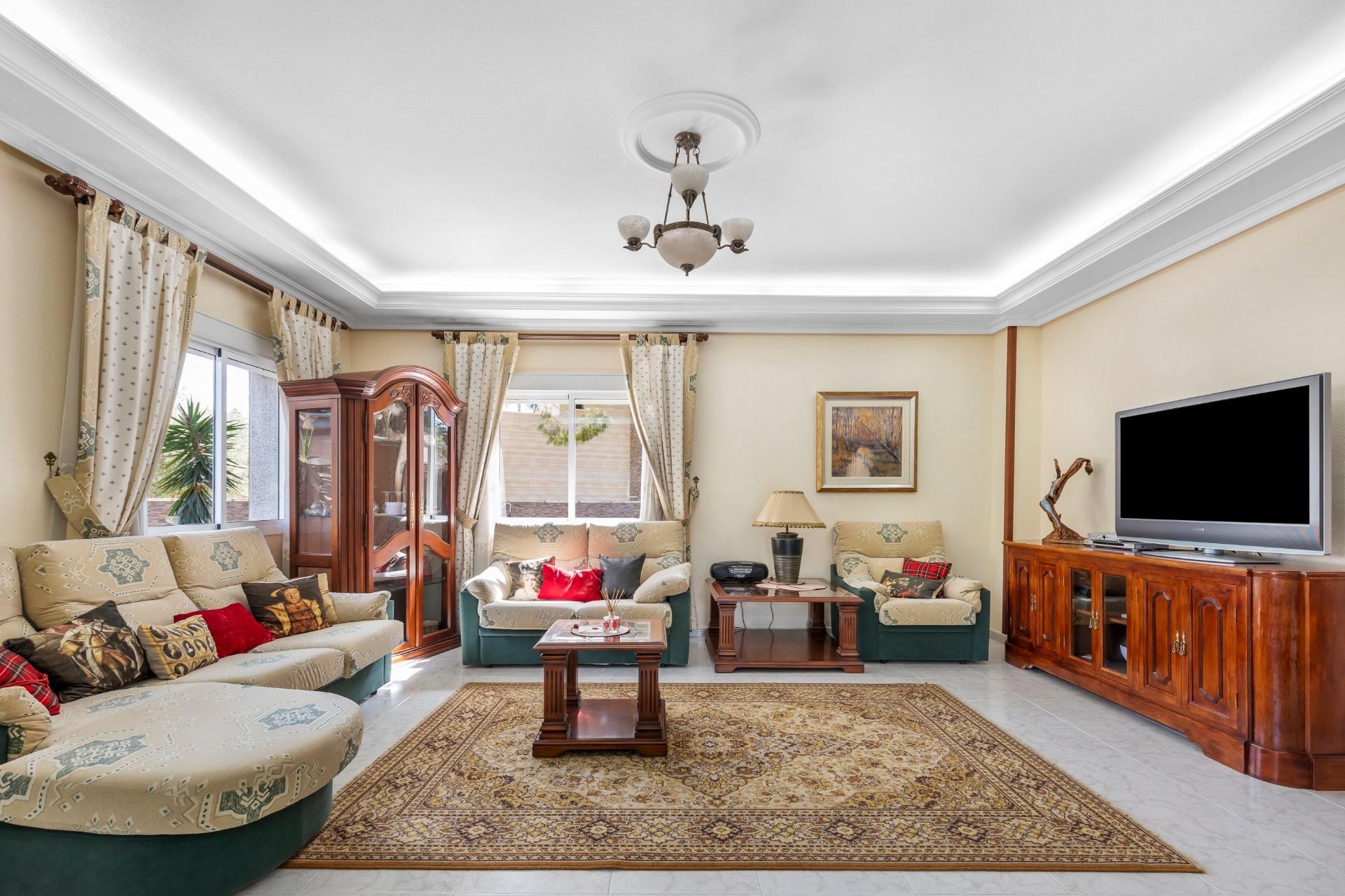 Reventa - Villa -
Rojales - Pueblo Bravo