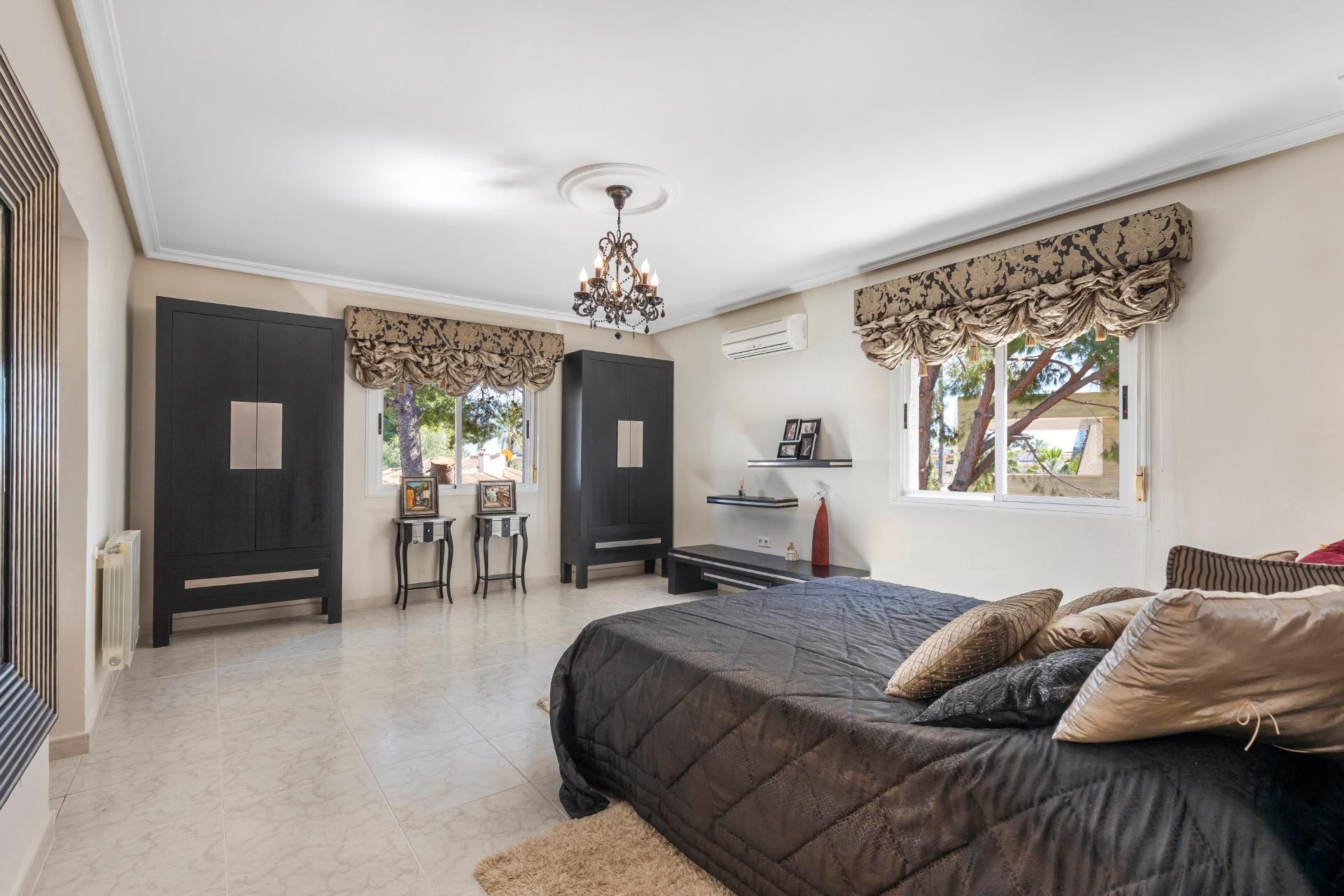 Reventa - Villa -
Rojales - Pueblo Bravo