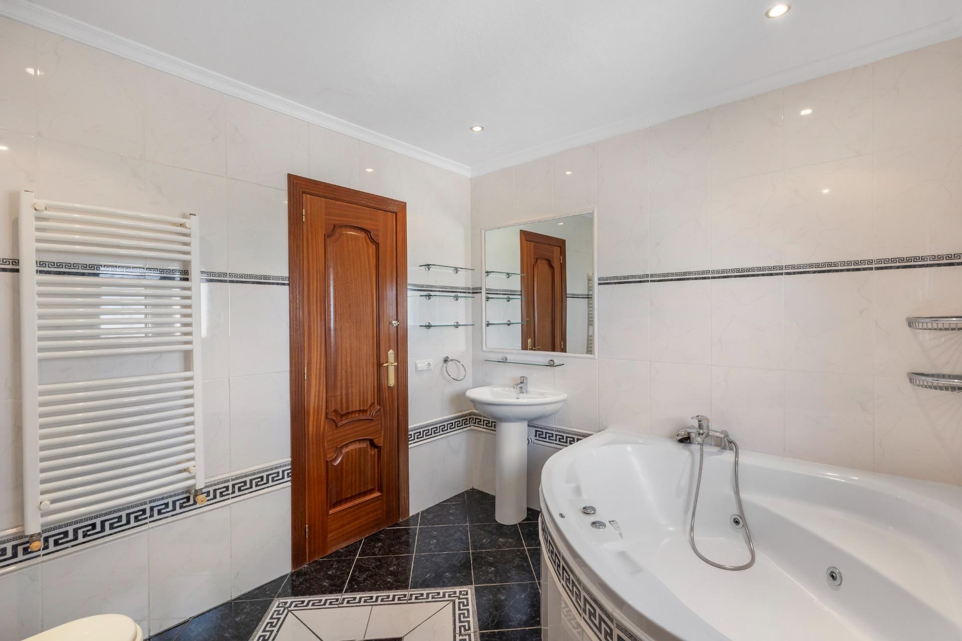 Reventa - Villa -
Rojales - Pueblo Bravo