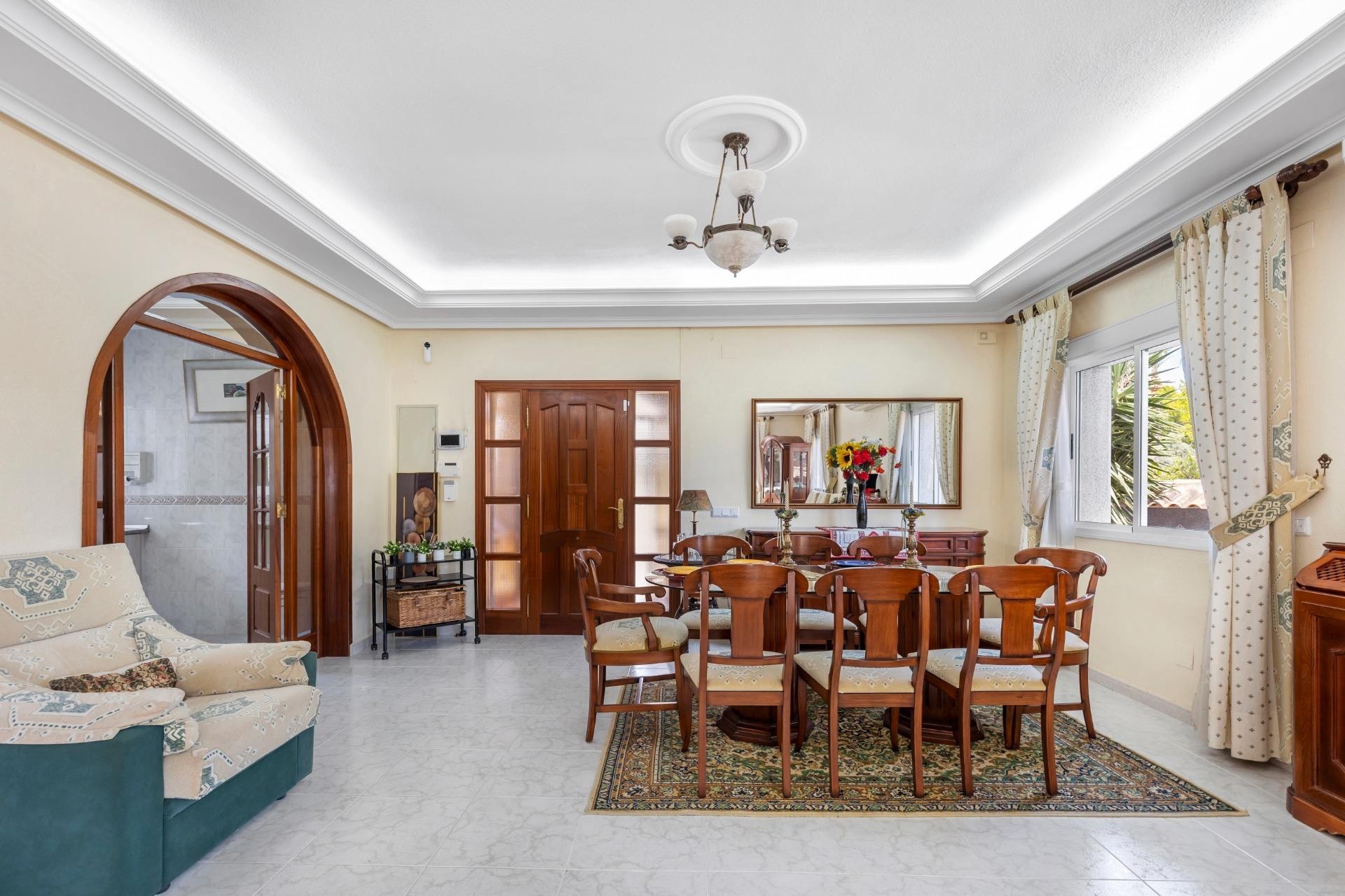 Reventa - Villa -
Rojales - Pueblo Bravo