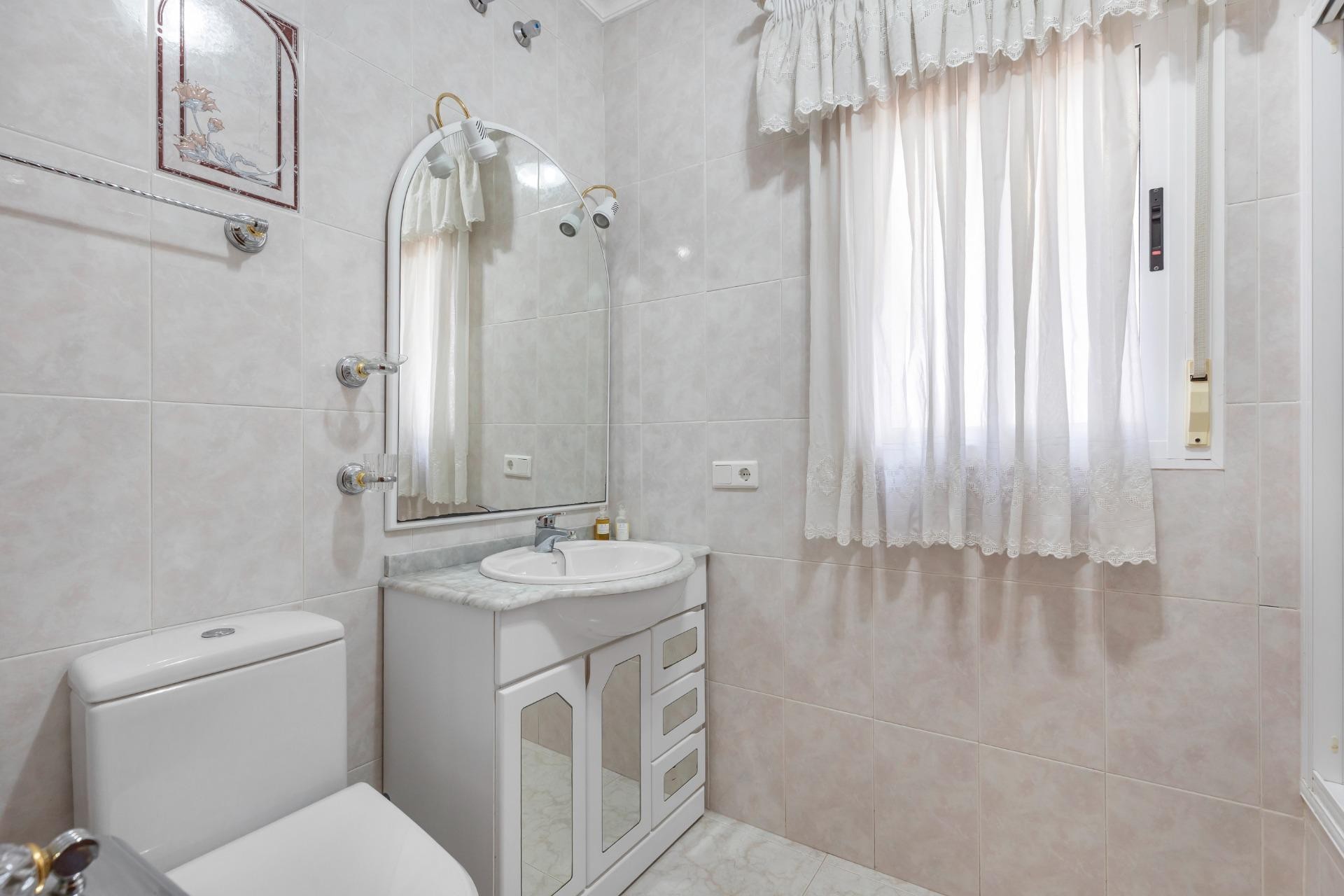 Reventa - Villa -
Rojales - Pueblo Bravo