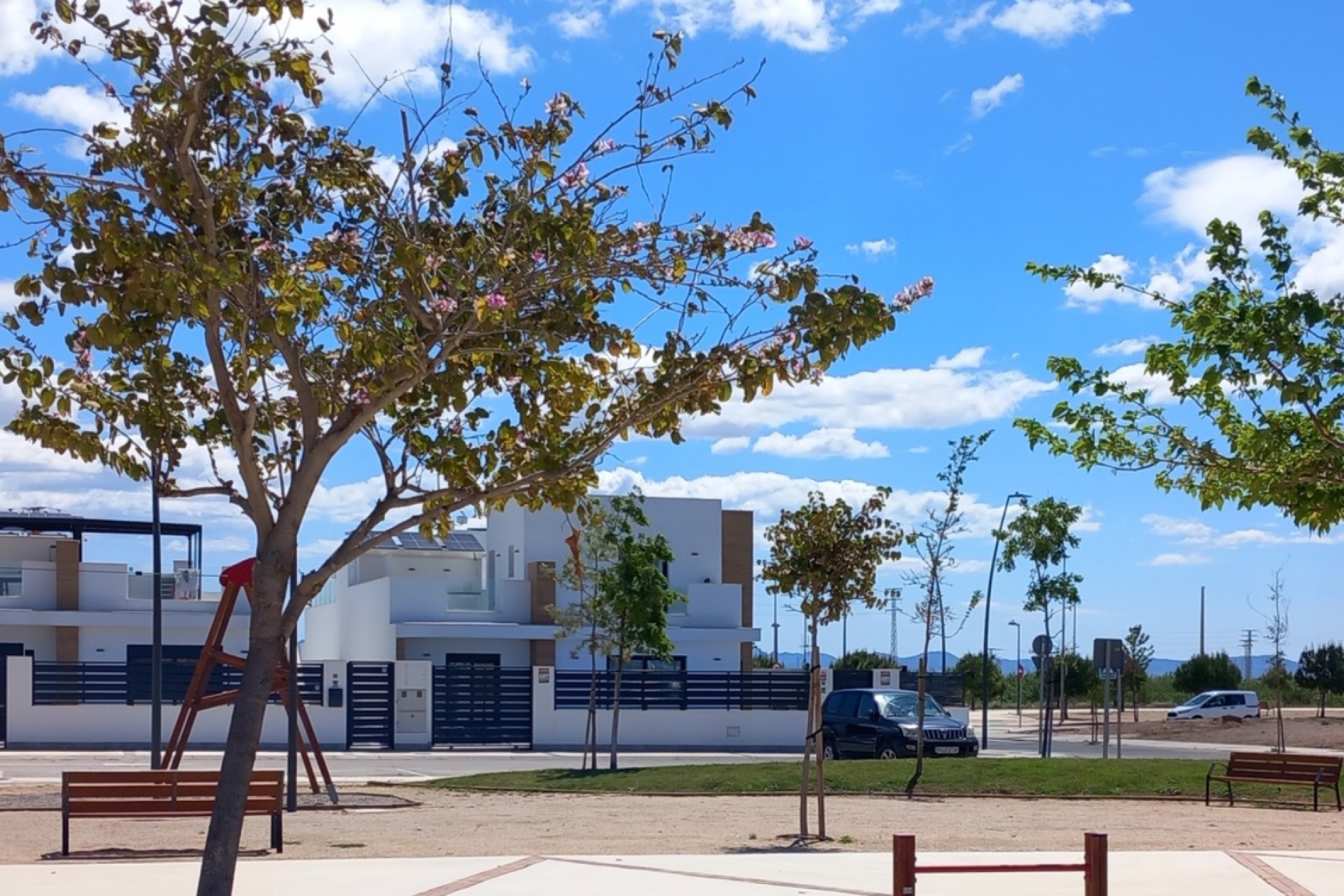 Reventa - Villa -
Roldan - Inland