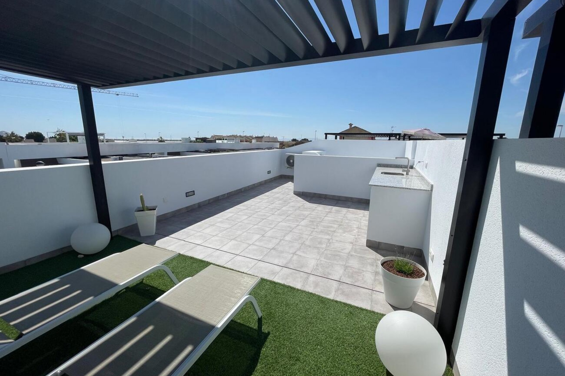 Reventa - Villa -
Roldan - Torre Pachecco