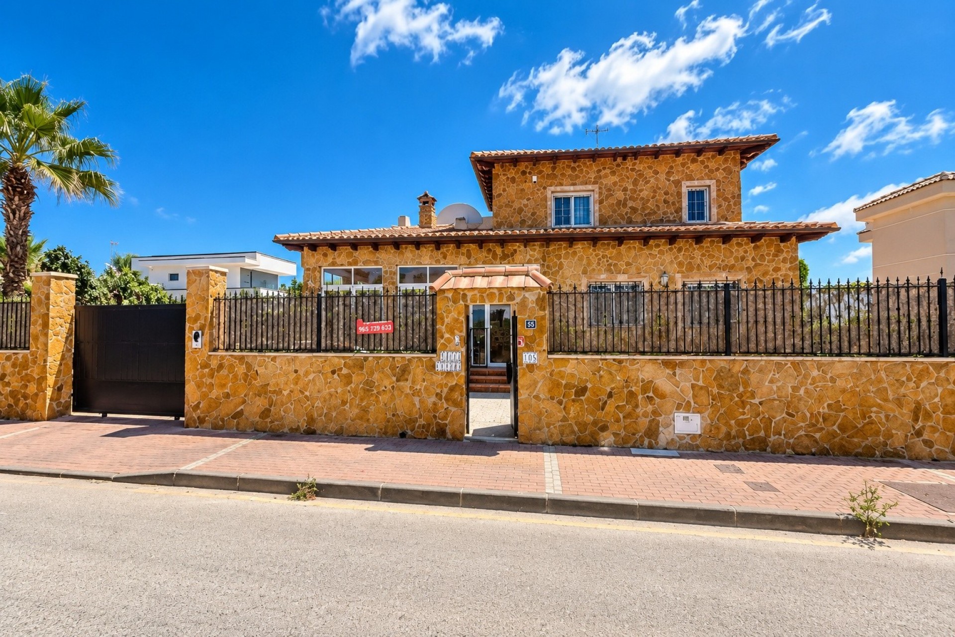 Reventa - Villa -
San Fulgencio - Costa Blanca