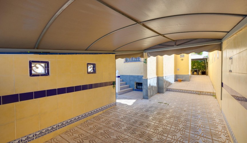 Reventa - Villa -
San Fulgencio - La Marina