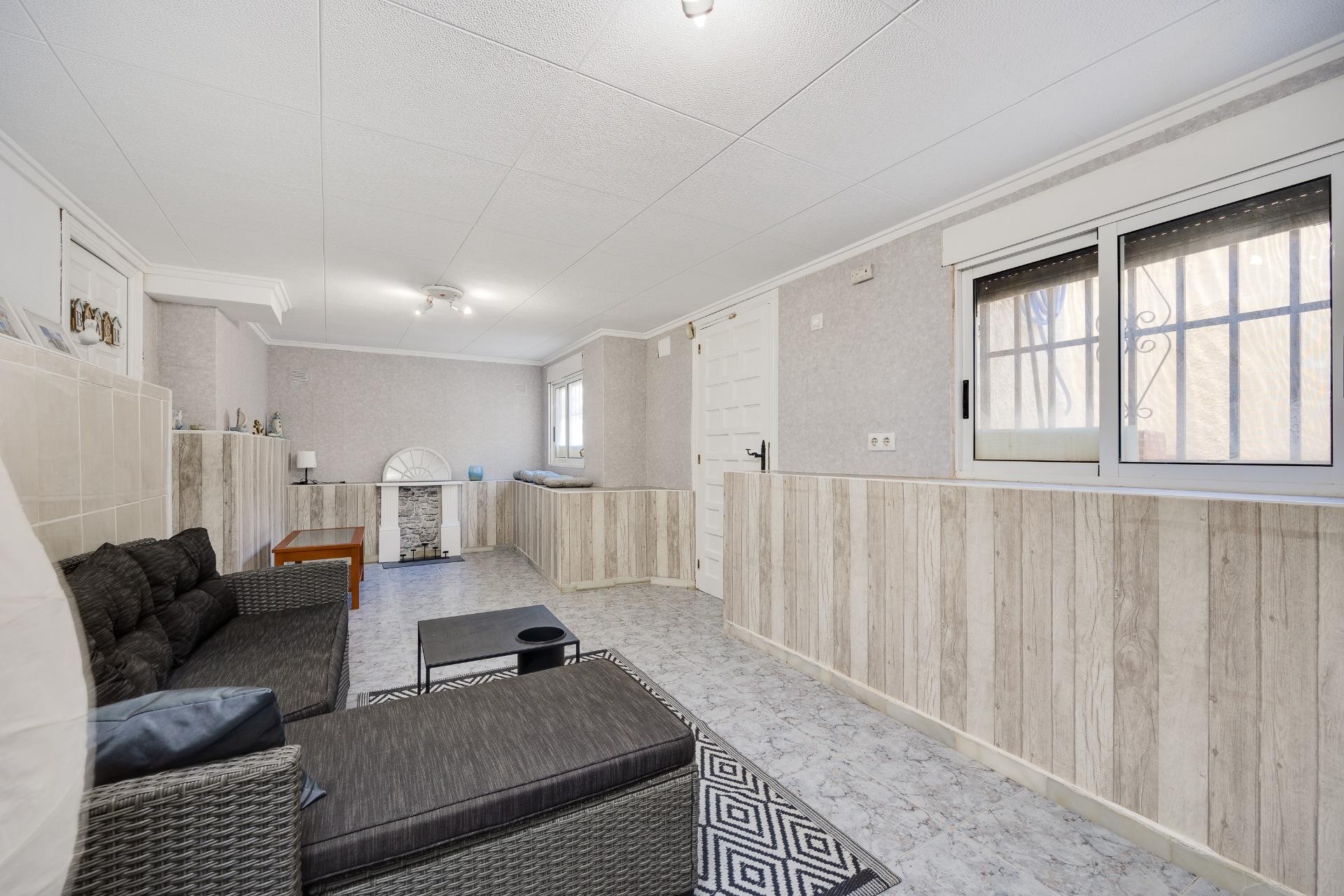 Reventa - Villa -
San Fulgencio - La Marina