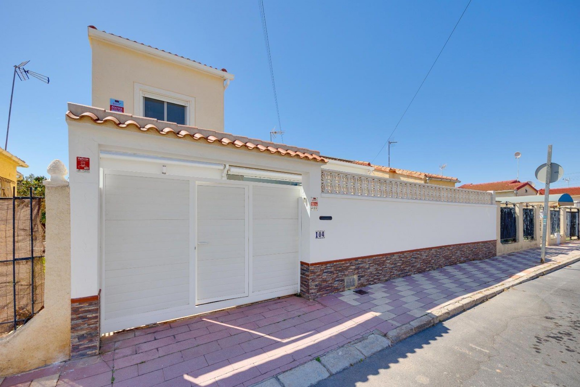 Reventa - Villa -
San Fulgencio - La Marina