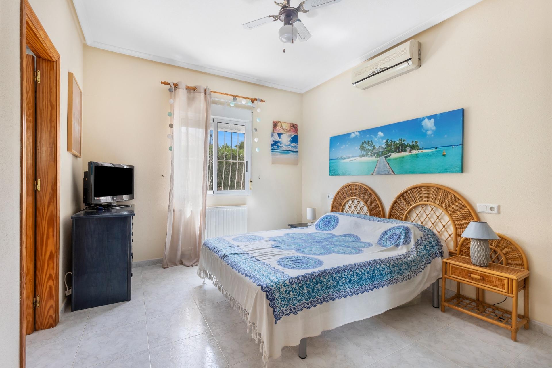 Reventa - Villa -
San Fulgencio - Urb. La Marina