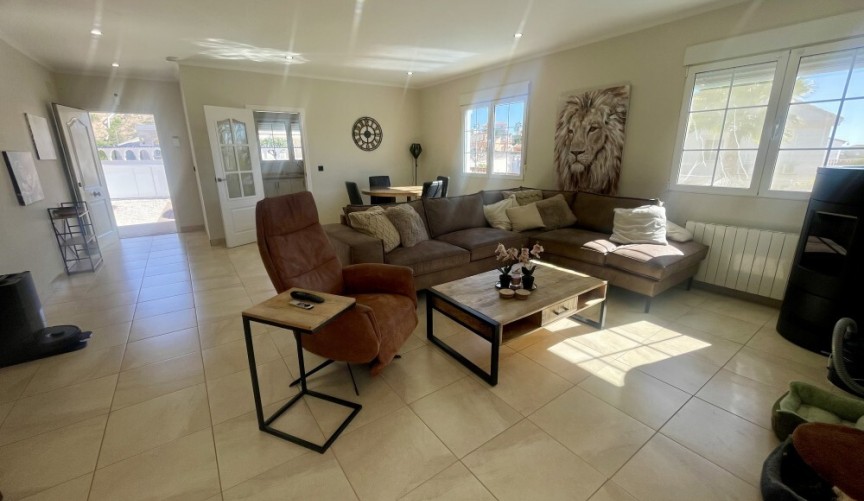 Reventa - Villa -
San Fulgencio - Urbanisation la Marina