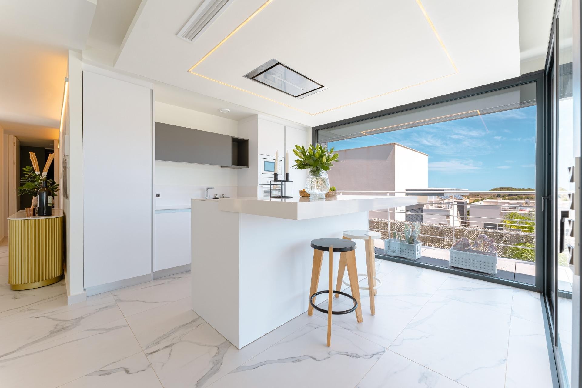 Reventa - Villa -
San Miguel de Salinas - Bellavista